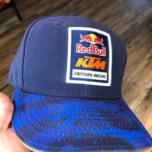 KTM Red Bull Hat. 7 1/2 size new era